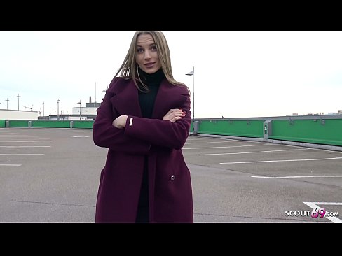 ❤️ GERMAN SCOUT HUWA ĦOLMA LI Tmiss STEELE, PARKING LOT TELLTALE U SEXY GĦALL-FLUS ❤❌ Vidjo porn lilna ❌️