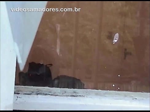 ❤️ Raġel qarn iħares lit-tfajla tiegħu ma' raġel ieħor, jirreġistra video fuck mingħajr ma jfixkel lill-koppja ❤❌ Vidjo porn lilna ❌️